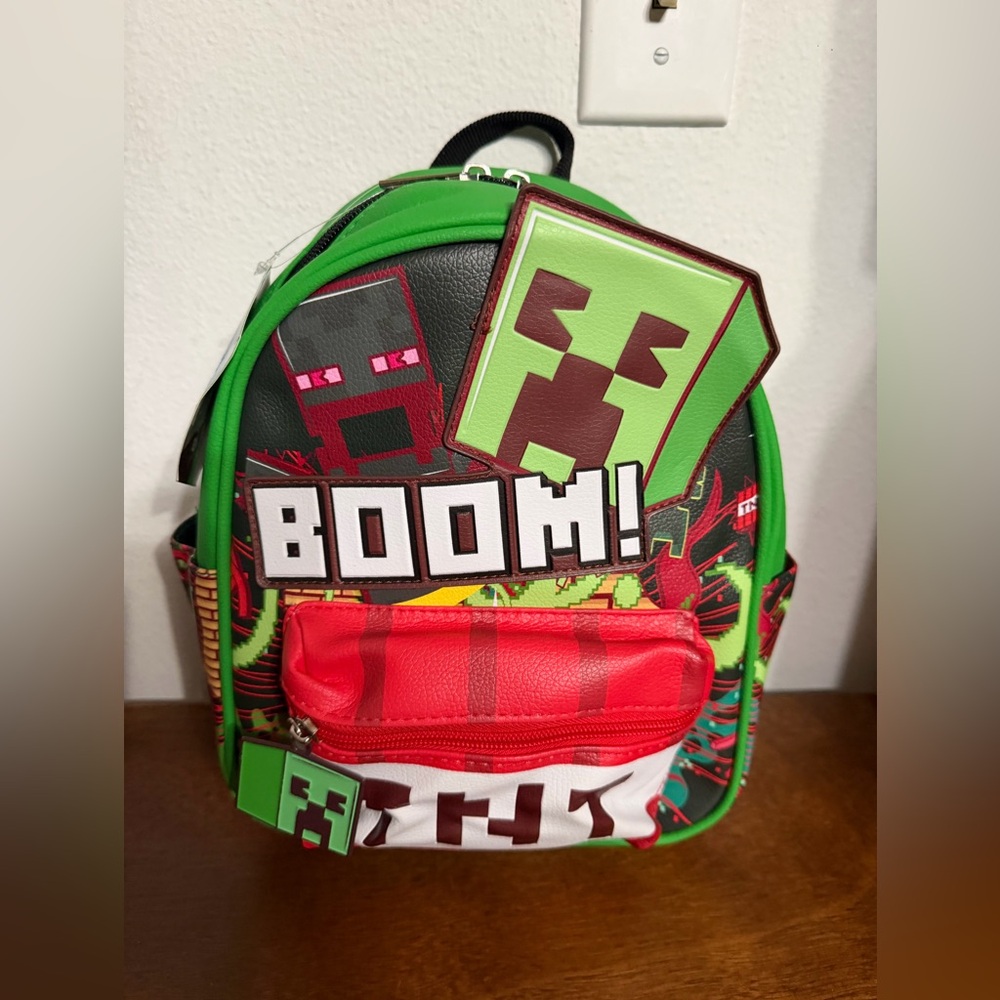 Minecraft Explosion TNT Women's Mini Backpack, Green 11’’ adjustable bag new